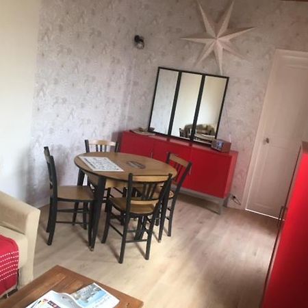 הוילה לה מאנש La Jolie Petite Maison מראה חיצוני תמונה