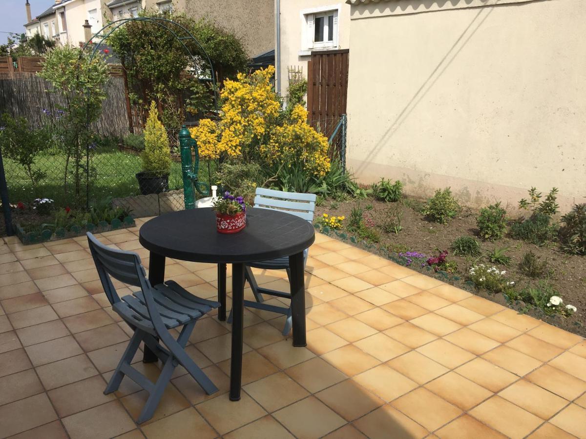 הוילה לה מאנש La Jolie Petite Maison מראה חיצוני תמונה