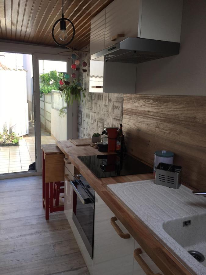 הוילה לה מאנש La Jolie Petite Maison מראה חיצוני תמונה