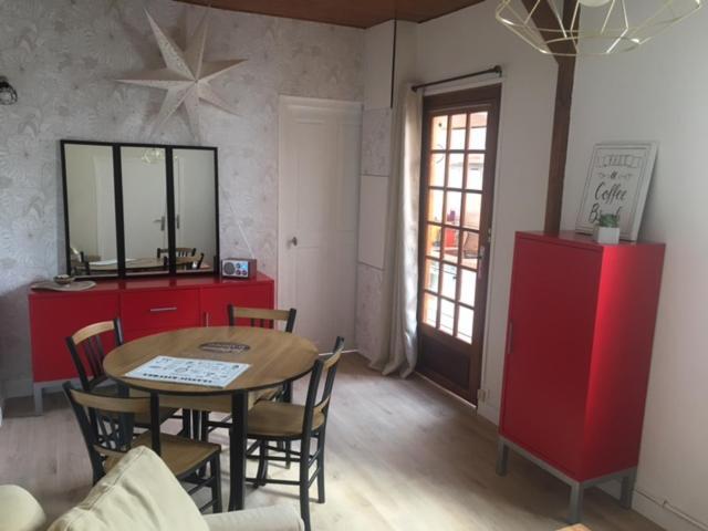 הוילה לה מאנש La Jolie Petite Maison מראה חיצוני תמונה