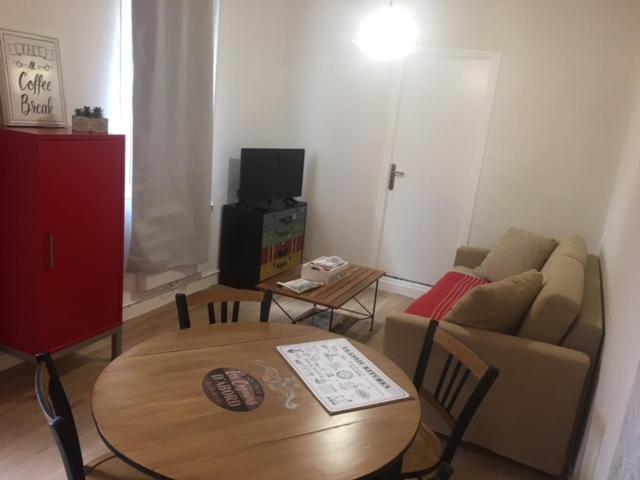 הוילה לה מאנש La Jolie Petite Maison מראה חיצוני תמונה